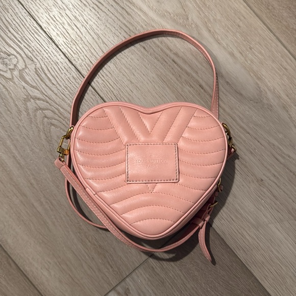 Pre-Loved Louis Vuitton New Wave Heart Crossbody - Picture 12 of 12